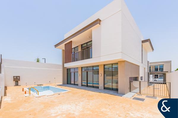 Corner Unit | Private Pool | Landscaped